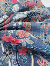 画像をギャラリービューアに読み込む, 縮緬友禅・牡丹藤・草花模様【サイドギャザーワンピース】