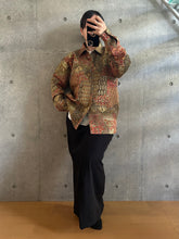 画像をギャラリービューアに読み込む, 紗綾型地紋に手染め更紗丸古典模様【M】