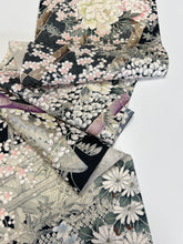 画像をギャラリービューアに読み込む, 几帳模様波地紋【ティアード】