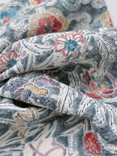 画像をギャラリービューアに読み込む, 膨れ織り花鳥模様【六つ釦】