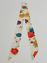 画像をギャラリービューアに読み込む, 椿尽くし模様【特短】