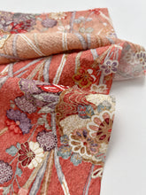 画像をギャラリービューアに読み込む, 雪輪草花模様暈し染め膨れ織り【六つ釦】