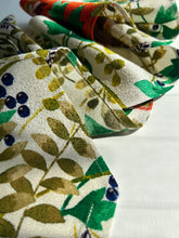 画像をギャラリービューアに読み込む, 草枝実模様【長】