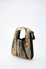 画像をギャラリービューアに読み込む, 立涌唐草紋模様【ケニショ・小】