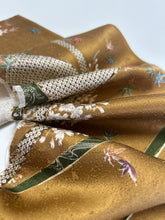 画像をギャラリービューアに読み込む, 散らし地紋に短冊熨斗模様【ティアード】