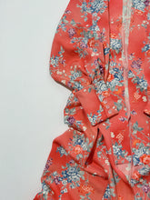 画像をギャラリービューアに読み込む, 唐紅色の花尽くし模様【六つ釦】