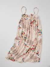 画像をギャラリービューアに読み込む, よろめき花地紋に梅籠目模様【絹】