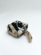 画像をギャラリービューアに読み込む, 銀彩草花模様【小】