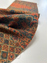 画像をギャラリービューアに読み込む, 雲取りい花更紗模様【S】