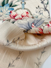 画像をギャラリービューアに読み込む, 線模様地紋総草花模様【六つ釦】