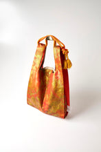 画像をギャラリービューアに読み込む, ⚠️難アリ・赤緑の暈し引箔の唐花模様【ケニショ・大】