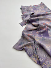 画像をギャラリービューアに読み込む, 縮緬地に暈し草花模様【シュッケニ】