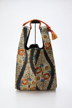 画像をギャラリービューアに読み込む, 立涌唐草紋模様【ケニショ・大】