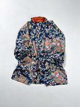 画像をギャラリービューアに読み込む, 鼓に紐枝梅模様紗綾型地紋【S】