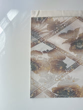 画像をギャラリービューアに読み込む, 【あずま型 中】菱天井花模様引箔