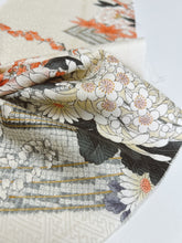 画像をギャラリービューアに読み込む, 細紗綾型に菊梅楓【サイドギャザーワンピース】