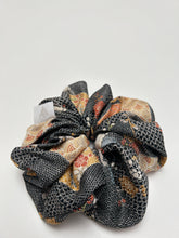 画像をギャラリービューアに読み込む, 色紙に古典地模様【大・単品】