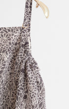 画像をギャラリービューアに読み込む, 菊菖蒲草花白線模様【サイドギャザーワンピース】