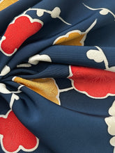 画像をギャラリービューアに読み込む, 総梅地紋模様【四つ釦】