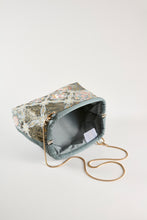 画像をギャラリービューアに読み込む, 変わり七宝に唐華模様【大】【西陣まいづる帯】