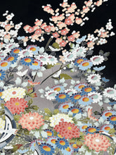 画像をギャラリービューアに読み込む, 【予約品】花尽くし模様友禅染・黒留袖【フォーマルシュッケニ】