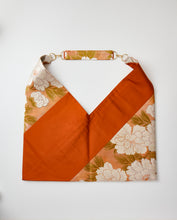 画像をギャラリービューアに読み込む, 牡丹織り模様【あずま型 大】