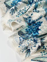 画像をギャラリービューアに読み込む, 【短】割れ地紋に金彩大花舟模様