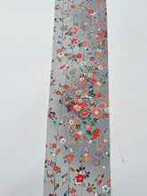 画像をギャラリービューアに読み込む, 白縁縦花暈し模様【四つ釦】