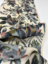 画像をギャラリービューアに読み込む, アンティーク・銀彩縁に更紗模様【ケニベス】