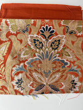 画像をギャラリービューアに読み込む, 【あずま型 中】立涌花唐草模様