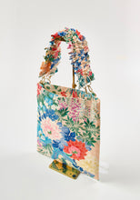 画像をギャラリービューアに読み込む, 友禅染花鳥模様【ギャザートート】②