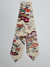 画像をギャラリービューアに読み込む, ビンテージ・紗綾型古典地紋に型染め【長】