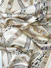 画像をギャラリービューアに読み込む, 【短】金彩束ね熨斗菊花模様