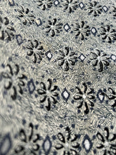 画像をギャラリービューアに読み込む, 華銀彩に幾何学模様・アンティーク