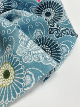 画像をギャラリービューアに読み込む, 縮緬花鳥模様(ビンテージ)【サイドギャザーワンピース】