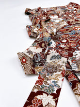 画像をギャラリービューアに読み込む, 御所車雲ヱに草花模様【長丈シュッケニ】