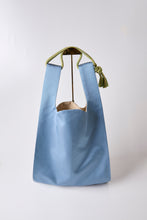 画像をギャラリービューアに読み込む, 箔散らし金彩×濁り青引箔【ケニショ・大】