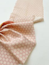 画像をギャラリービューアに読み込む, 5周年・
亀甲尽くしに扇模様【六つ釦】