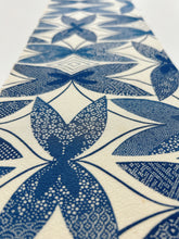 画像をギャラリービューアに読み込む, 幾何学蝶模様縮緬【サイドギャザーワンピース】