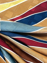 画像をギャラリービューアに読み込む, 幾何学菱地紋に横段模様【M】