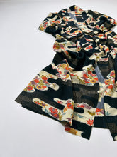 画像をギャラリービューアに読み込む, 雲掛け古典模様金彩【四つ釦】