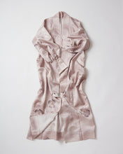 画像をギャラリービューアに読み込む, 波地紋に雲欠け皿模様【六つ釦】