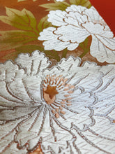 画像をギャラリービューアに読み込む, 牡丹織り模様【あずま型 中】