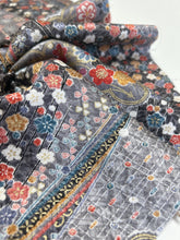 画像をギャラリービューアに読み込む, 紗綾型地紋に雲取り花散らし模様【ティアード】