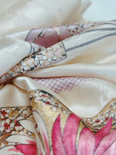 画像をギャラリービューアに読み込む, 掠れ格子に変わり波地紋に花扇模様【ティアード】