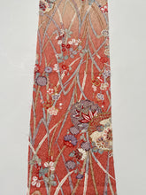 画像をギャラリービューアに読み込む, 雪輪草花模様暈し染め膨れ織り【六つ釦】