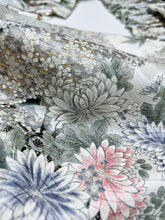 画像をギャラリービューアに読み込む, 千總小紋花車模様・金彩【ギャザートート】①