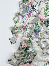 画像をギャラリービューアに読み込む, 車絵に藤花模様【長丈シュッケニ】