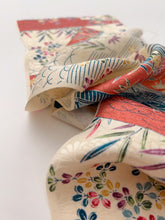 画像をギャラリービューアに読み込む, 華尽くし地紋に四季草花模様