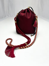 画像をギャラリービューアに読み込む, 真紅【ケニ巾着】